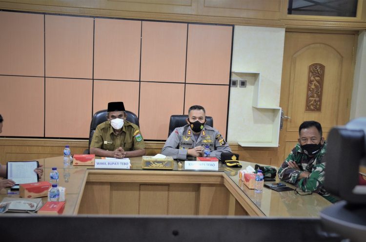 Wakil Bupati Syahlan Ikuti Rakor Penanganan Karhutla Provinsi Jambi