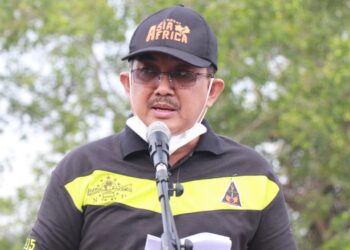 Bupati Tanjab Barat Apresiasi Program Polres Tanam Pohon Pelindung
