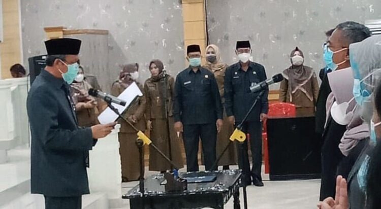 Sekda Tanjab Barat Lantik 94 Orang  Pejabat Fungsional