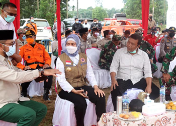 Bupati TanjabTimur Dampingi Pj Gubernur Buka Latihan Penanganan Karhutla
