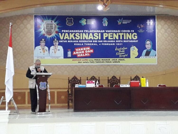 Bupati Dan Wabup Tanjab Barat Hadiri Pencanangan Pelaksanaan Vaksinasi