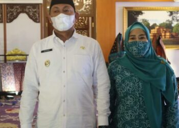 Wabup Tanjab Barat Beserta Istri Hadiri Peringatan HKG PKK Ke-49