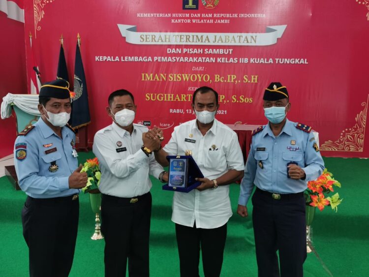 Wabup Tanjab Barat Saksikan Acara Serah Terima Jabatan Kalapas Kelas IIB