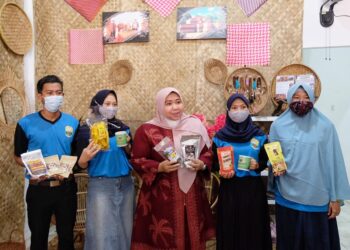 Bupati Masnah Albusyro Promosikan Gallery UMKM Muaro Jambi