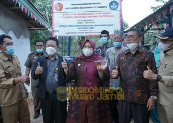 Bupati Masnah Busyro Resmikan Penggunaan Teknologi Peat Water Threatment