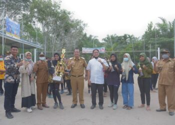 Wabup BBS Hadiri Penutupan Turnamen Bola Voli Putri Piala IMSG Cup 2021