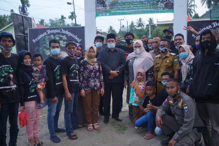 Bupati Masnah Busyro Resmikan Launching Pameran Bonsai Lokal