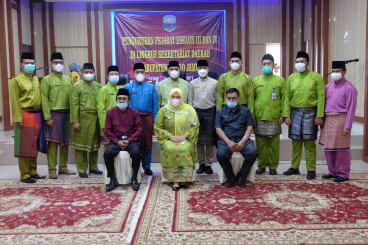 Bupati Muaro Jambi Kukuhkan Pejabat Eselon III dan IV