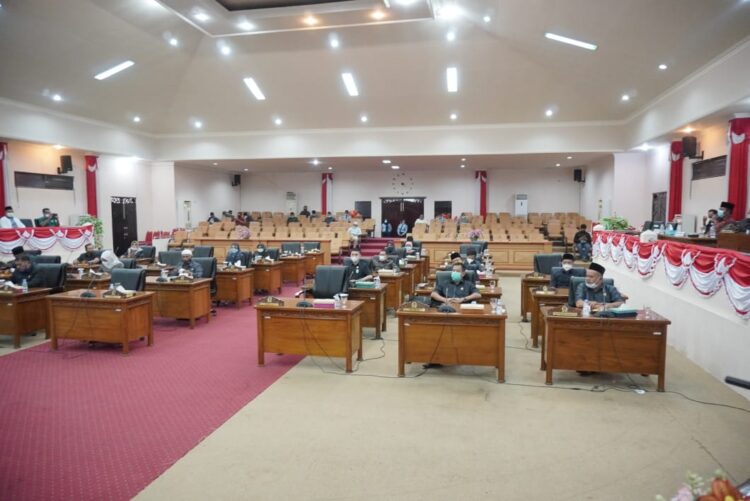 DPRD Tanjab Barat Gelar Rapat Paripurma Penetapan Bupati dan Wabup