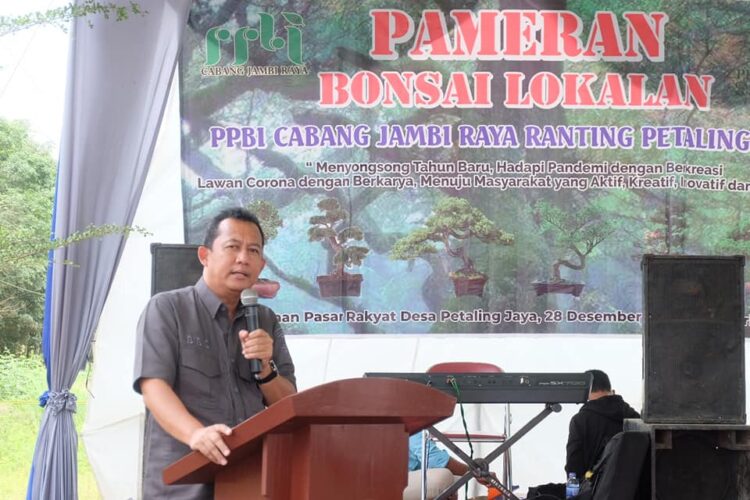 Wabup Muaro Jambi Membuka Pameran Dan Kontes Bonsai Lokalan