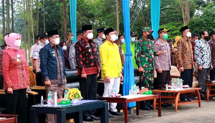 Plt. Ketua DPRD Tanjab Barat Hadiri Acara Energizing Listrik Untuk 19 Desa