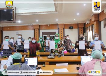 Kadis PUPR M. Fauzi dan Staf di Vaksinasi Covid-19 Tahap Pertama