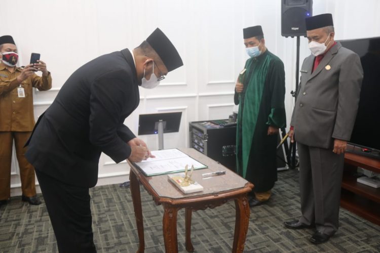 Sekda H.Sudirman Lantik Pejabat Fungsional Lingkup Pemrov Jambi