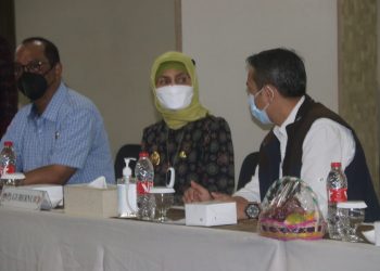 Pj.Gubernur Hadiri Rapat Pleno Terbuka Rekapitulasi dan Penetapan Hasil PSU Pilgub Jambi