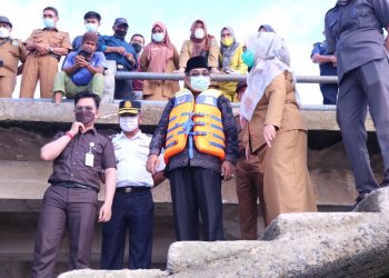 Anwar Sadat Resmikan Ambulance Air di Wilayah Kabupaten Tanjab Barat