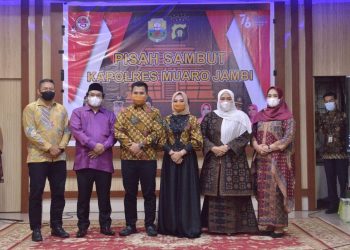 Bupati Masnah Hadiri Pisah Sambut Kapolres Muaro Jambi