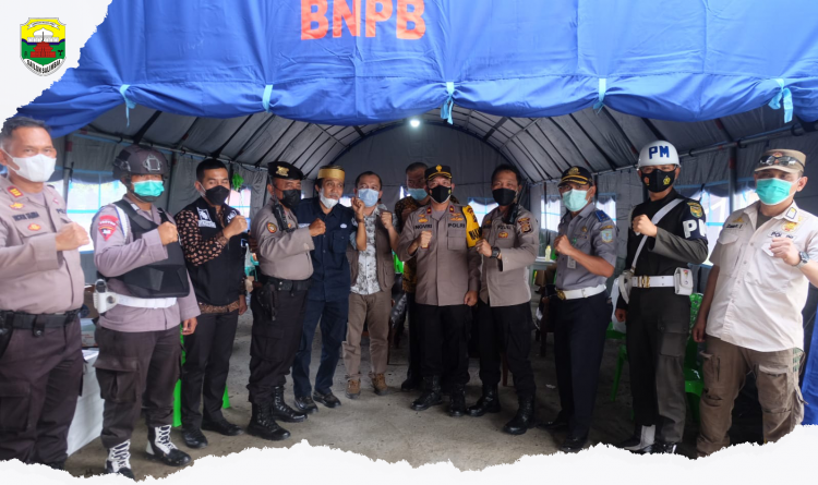 Pemkab Muaro Jambi Lakukan Kunjungan Pos Penyekatan PPKM di Perbatasan Kota