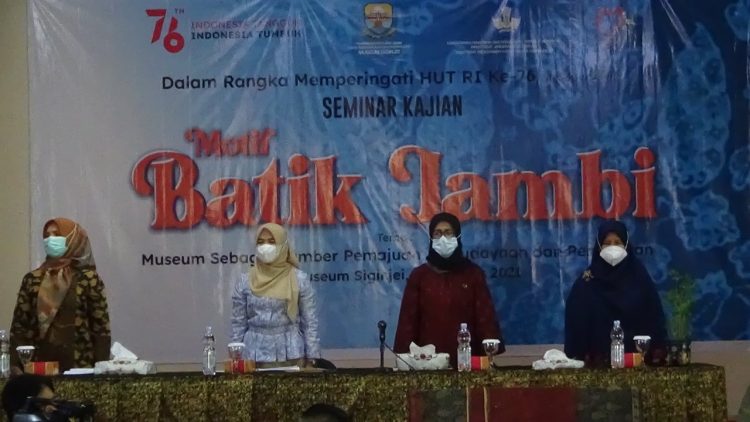 Ketua TP- PKK Hesti Haris Buka Seminar Kajian Motif Jambi