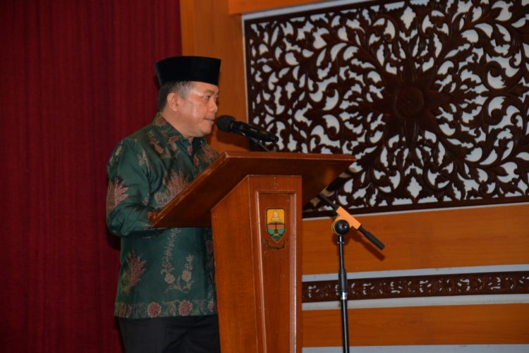 Gubernur Al Haris Terima Memori Jabatan Dari Pj Gubernur Jambi