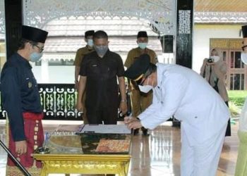 Wabup Batanghari Lantik 74 Pejabat Eselon III