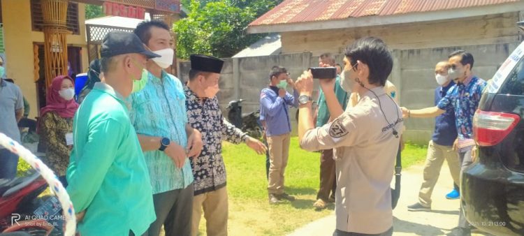 Bupati Fadhil Arief Pantau Langsung Pelaksanaan Pilkades Serentak di Batanghari