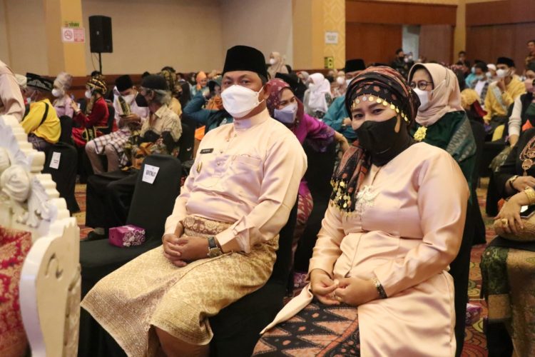 Wabup Tanjab Barat Hadiri Malam Keagungan Melayu Jambi 2022