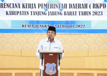 Bupati Hadiri Forum konsultasi Publik RKPD Tanjab Barat Tahun 2023