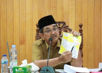 Bupati Tanjab Barat Pimpin Rapat Mediasi Permasalahan Masyarakat TSM dengan KUD Harapan Maju