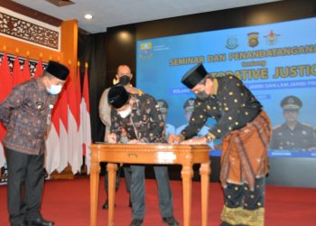 Gubernur Al Haris Apresiasi LAM Selesaikan Masalah Melalui Hukum Adat