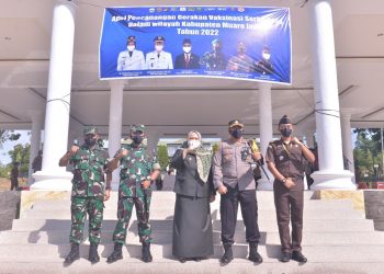 Bupati Muaro Jambi Jadi Inspektur Upacara Pencanangan Gerakan Vaksinasi Serbu Desa