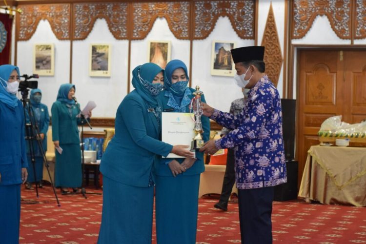 Sani Harap Kader PKK Lebih Kreatif Dan Inovatif