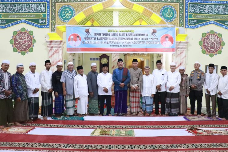 Wabup Hairan Beserta Tim Safari Pemkab Tanjab Barat Kunjungi Kelurahan Senyerang