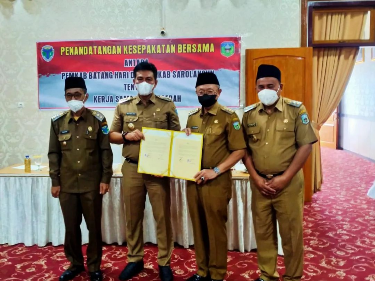 Fadhil Arief-Cek Endra Tandatangani Kesepakatan Bersama Kerjasama Antar Daerah