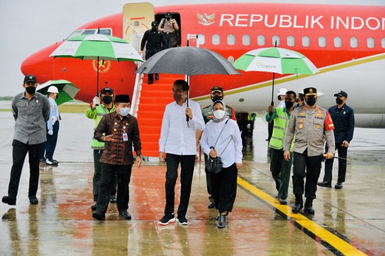 Gubernur Jambi Al Haris Dampingi Kunker Jokowi