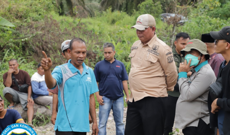 Wabup Hairan Tinjau Kondisi Jembatan di Desa Lubuk Bernai