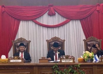 Ketua DPRD Yuli Setia Bhakti Pimpin Paripurna Mendengar Pidato Kenegaraan HUT RI ke-77