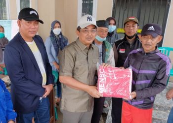 Bupati Tanjab Barat didampingi Wabup Tinjau Lokasi Kebakaran di Jalan Panglima