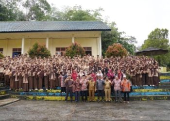 Al Haris Tinjau Sekolah SMA di Sarolangun