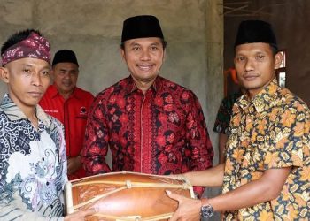 Ketua DPRD Jambi Lakukan Kunjungan ke Paguyuban Krida Turonggo Setto dan Wahyu Budoyo