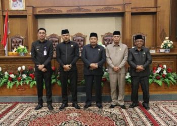 PJ Bupati Muaro Jambi Hadiri Paripurna Ranperda APBD TA 2023