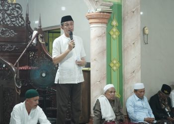 Pj Bupati Muaro Jambi Lakukan Safari Ramadhan di Masjid Baiturrahman