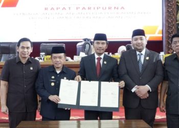 DPRD Jambi Sahkan APBD Perubahan Sebesar Rp. 5,3 Triliun