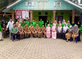 Kades dan Sekdes Jebak Sambut Mahasiswa Kukerta Universitas IAI Nusantara Batanghari