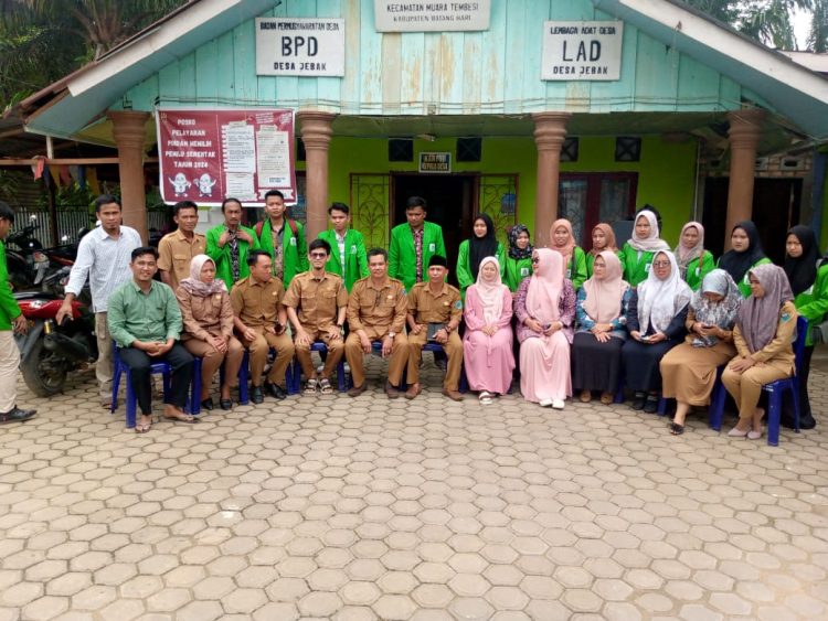 Kades dan Sekdes Jebak Sambut Mahasiswa Kukerta Universitas IAI Nusantara Batanghari