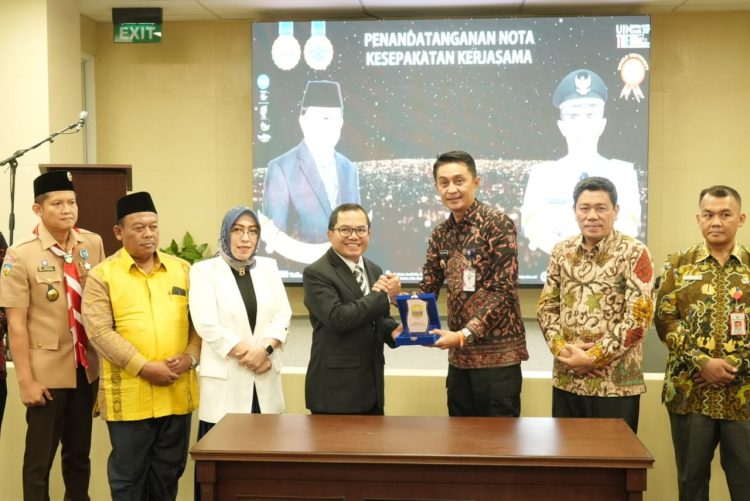 Pemkab Muaro Jambi Menandatangani Nota Kesepahaman Bersama (MoU) dengan UIN Jambi