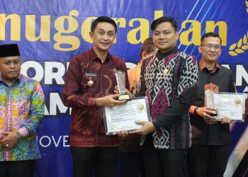 Pemkab Muaro Jambi Terima Penghargaan Keterbukaan Informasi Badan Publik Tahun 2023