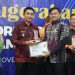 Pemkab Muaro Jambi Terima Penghargaan Keterbukaan Informasi Badan Publik Tahun 2023