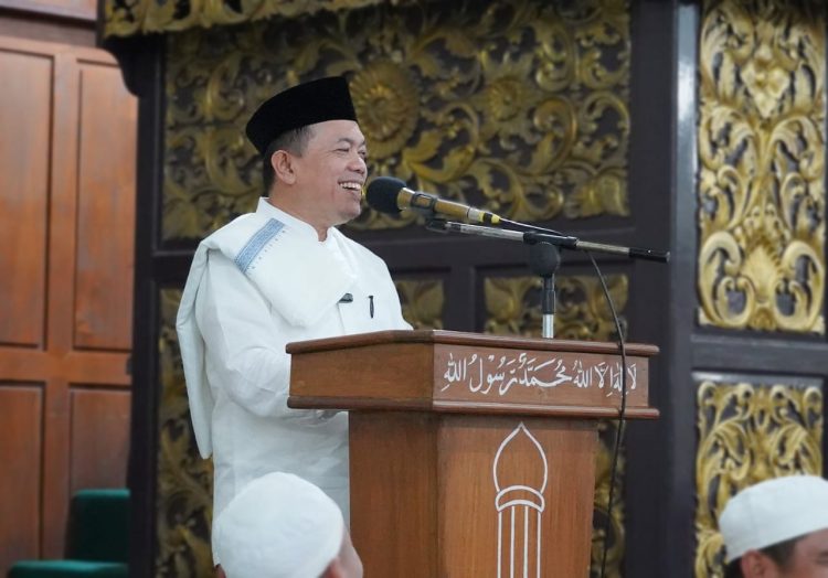 Safari Ramadhan ke Bungo, Gubernur Al Haris Serahkan Bantuan 270 Juta Rupiah untuk Masjid dan Musholla