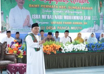 PJ Bupati Muaro Jambi, Sekda Beserta Ketua TP.PKK Hadiri Pengajian Umum di Kec. Sungai Bahar