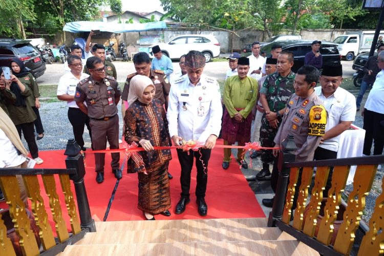 Pj Bupati Meresmikan Pembangunan Berbagai Proyek Strategis Pemkab Muaro Jambi Tahun Anggaran 2023